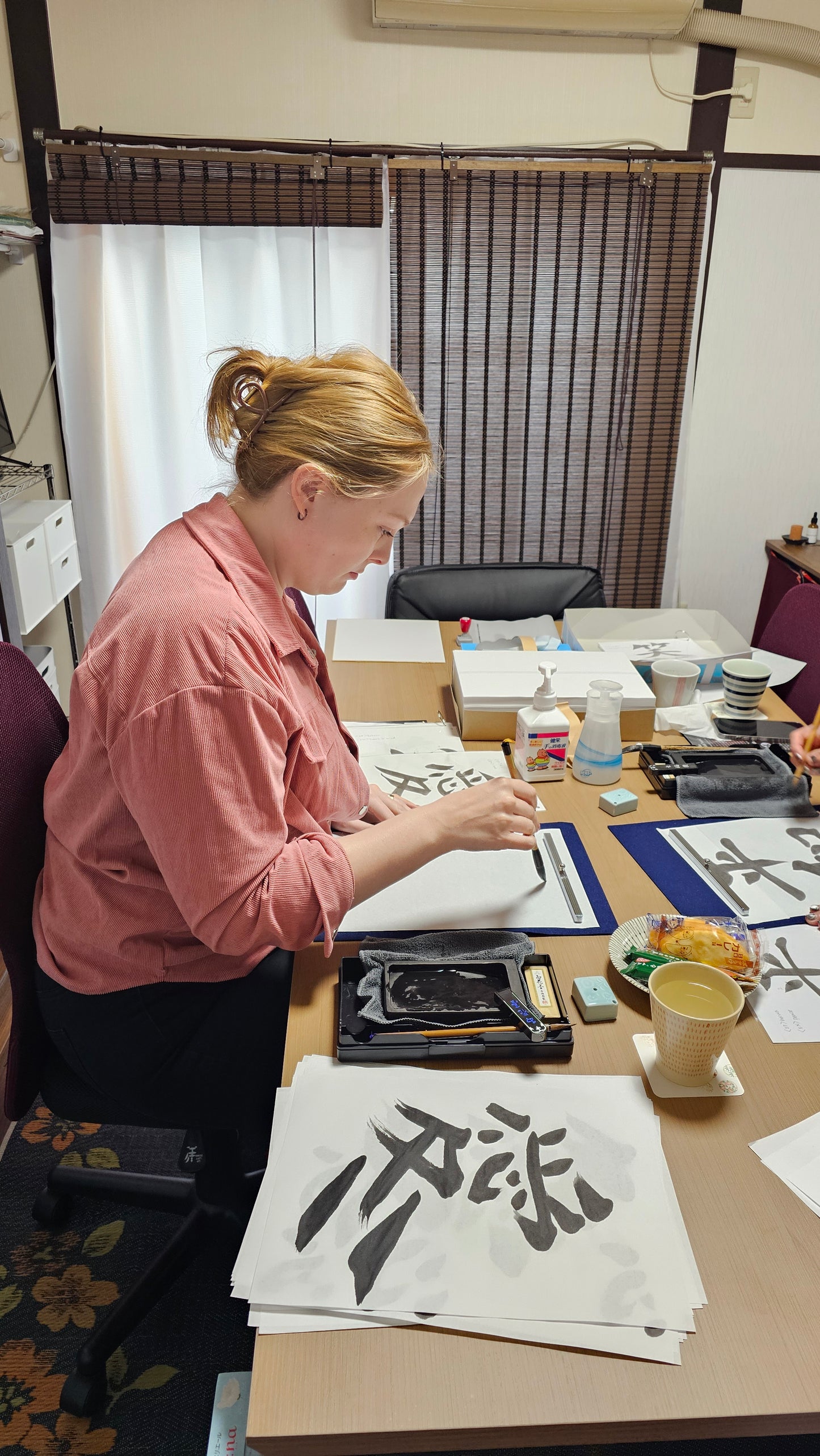 Hands-on Japanese calligraphy experience