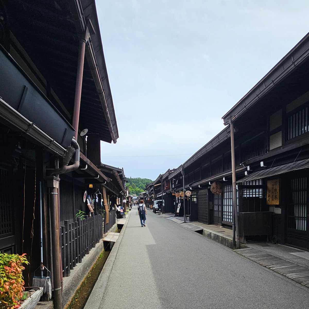 Takayama：Private Calligraphy Experience in a Traditional Storehouse