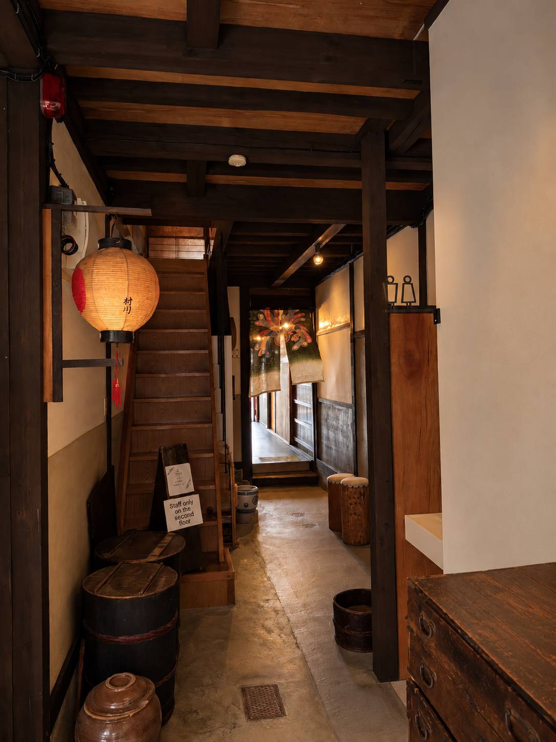Takayama：Private Calligraphy Experience in a Traditional Storehouse